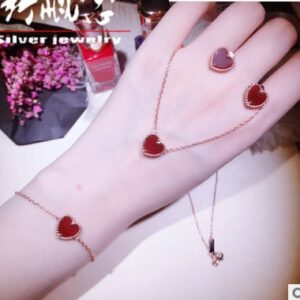 S925 Sterling Silver Red Agate Heart Pendant Bracelet