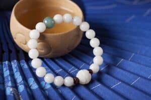 Natural white jade Bodhi bracelets beads bracelets women's simple Bodhi bracelets transfer beads
