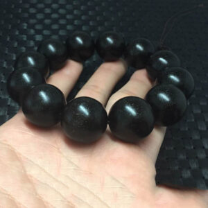 Black pearl beads bracelet
